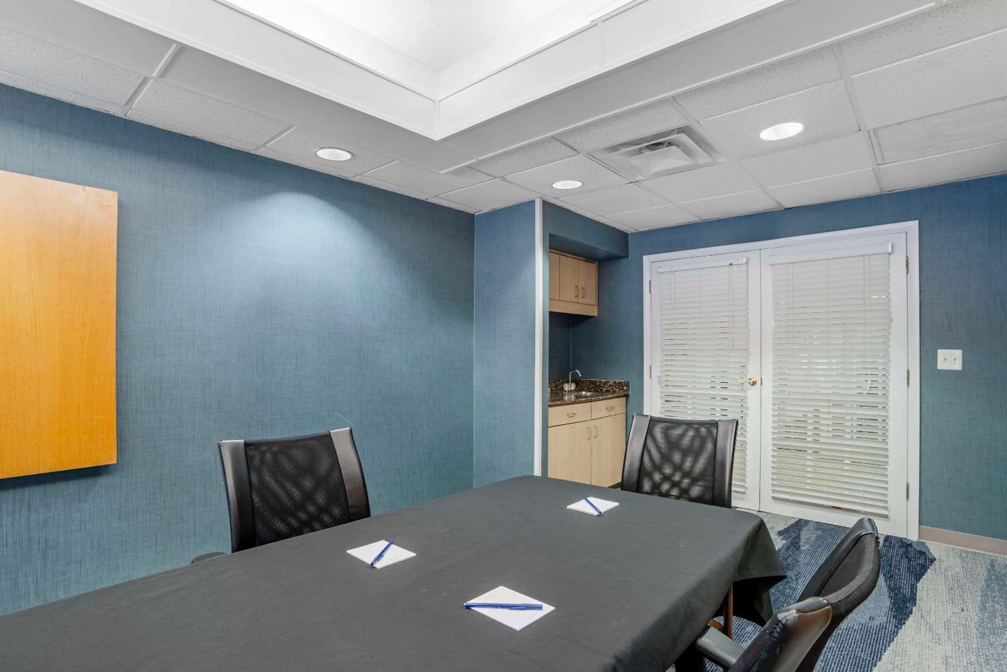 Comfort Suites Gastonia - Charlotte Экстерьер фото